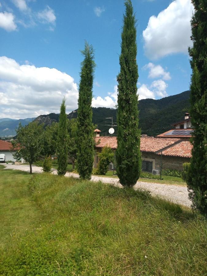 Agriturismo Cascina Rossano 프로바글리오디세오 외부 사진